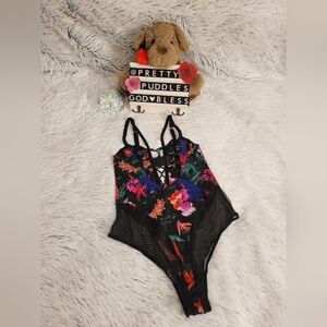 🌺 VS Very Sexy Lace-Up Corset Bodysuit - Teddy 🌺